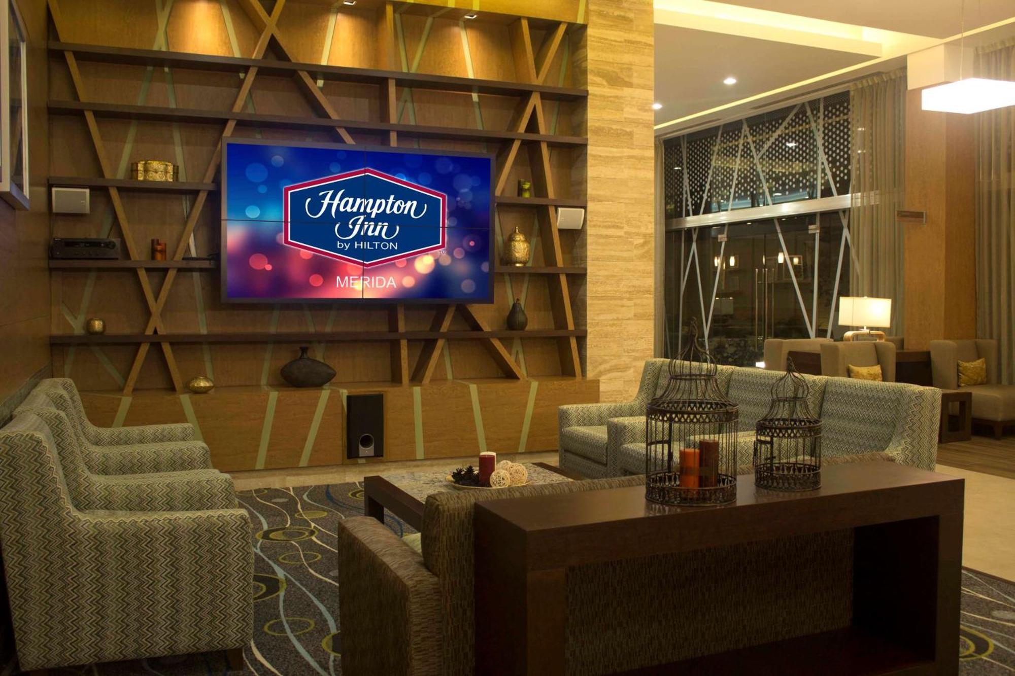 Hampton Inn By Hilton Mérida Extérieur photo